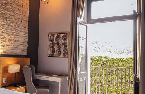 Downtown Queretaro Bed & Breakfast | Elegant room in Querétaro's historic center