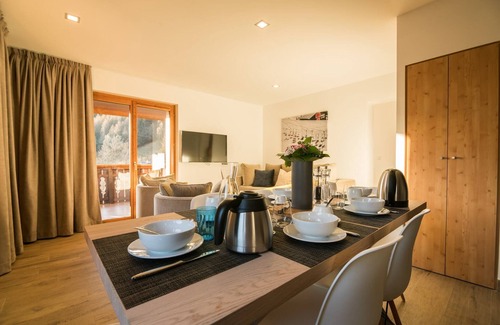 Praz-sur-Arly Apartment | Elegant Retreat in Megève