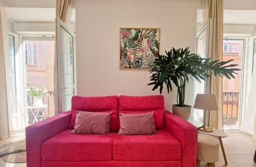 San Felipe Neri Apartment | Elegant Retreat in Malaga‘s Historic Centre
