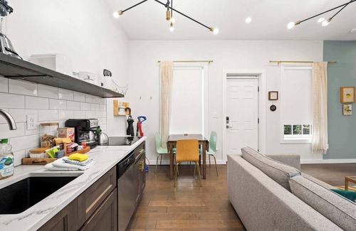 Licking Riverside Apartment | Elegant Simplicity, Close to Downtown Cincy