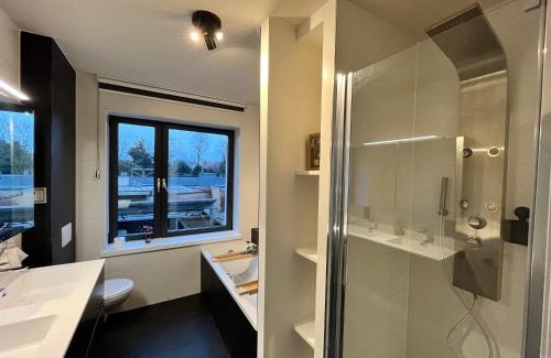 Kortrijk House | Elegant & Spacious House close to Center