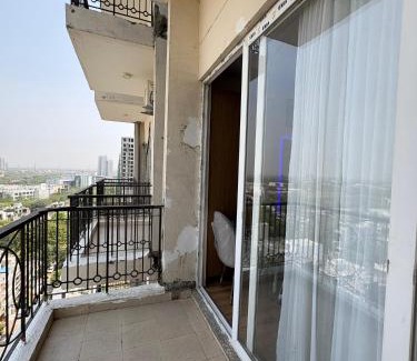 Greater Noida Apartment | Elegant Stay