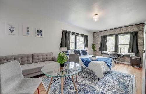 Lower East Side Apartment | Elegant Studio McKinley Beach - Brady St Lowr East
