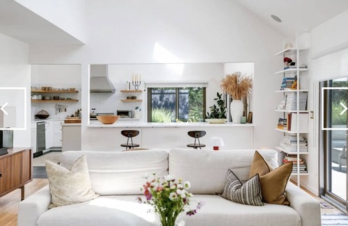 East Hampton House | Elegant, Stylish & Serene Retreat - East Hampton Central & Private Location!
