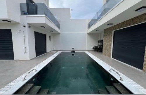 Gournai Villa | Elegant Stylish Villas with Shared Pool in Crete