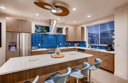 Old Town North House | Elegant Townhome Near Old Town, Breweries and River!