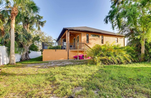 Venice Cottage | Elegant Venice Home w/View - Walk to Beach!