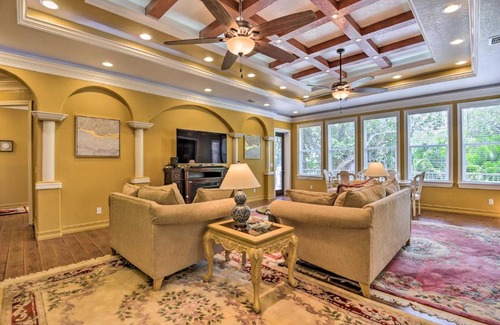 Venice House | Elegant Venice Home with View - Walk to Beach!