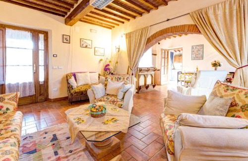 Cortona Villa | Elegant Villa in Farneta with Private Pool