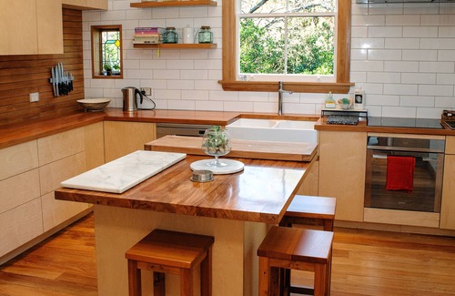 Nelson House | Elegant Villa Nestled In The Trees