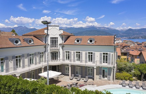 Stresa Villa | Elegant villa with pool & tennis just next to the town center! - Villa Virginia