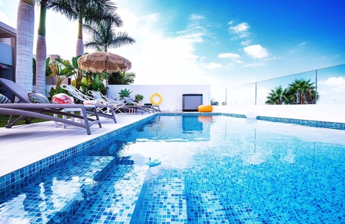 Costa Adeje Villa | Elegant Villa with private pool and ocean view