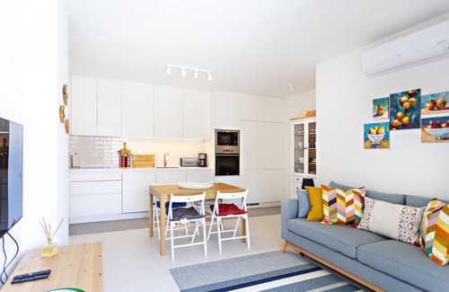 Conceicao e Cabanas de Tavira Apartment | Elegant with pool view