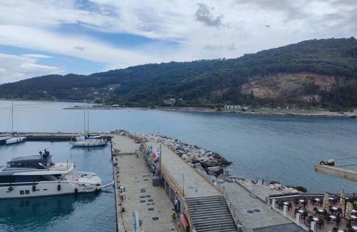 Portovenere Apartment | Elegante alloggio Da Zia Flá