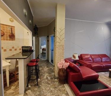 Navile Apartment | Elegante Appartamento 90 mq zona Corticella Fiera
