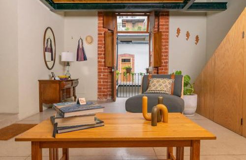 Cuauhtemoc Apartment | Elegante Loft Contemporáneo en Edificio Histórico