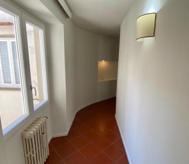 Santa Maria Novella Apartment | Elena's home