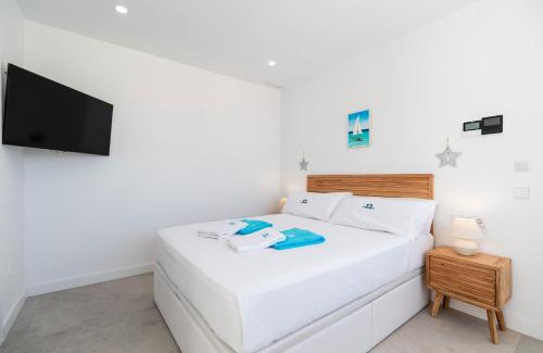 Poblado Sancti Petri Villa | Elena Sea Villa