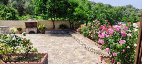 Zagora-Mouresi Villa | Eleni's House Chorefto