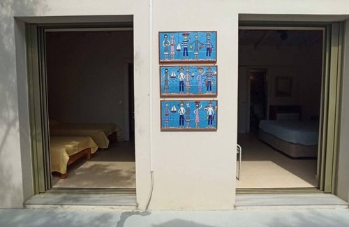 Katsarou House | Eleni's Seaside house for 4, easy beach access