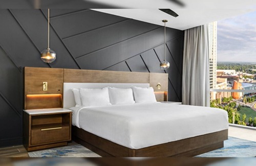 Downtown Atlanta Resort | Elevate Your Escape with Wyndham Atlanta – 1 Bedroom Presidential