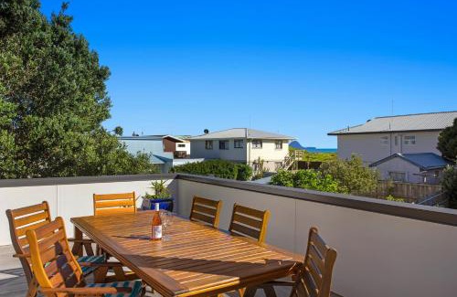 Ohope House | Elevated Beach Oasis - Ohope Beach Holiday Home
