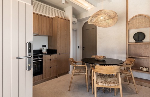 Agia Pelagia Villa | Elevated new villa w/Private Pool & Bbq, close to the beach and amenities