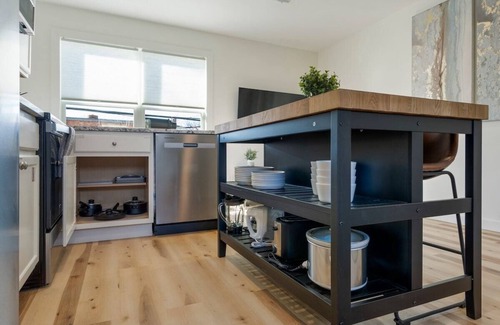 Tulsa House | Elevated Pad @ Cherry Street