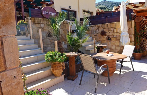 Palaiokastro Villa | Elia 3 maisonette,Near Heraklion, beach & taverns