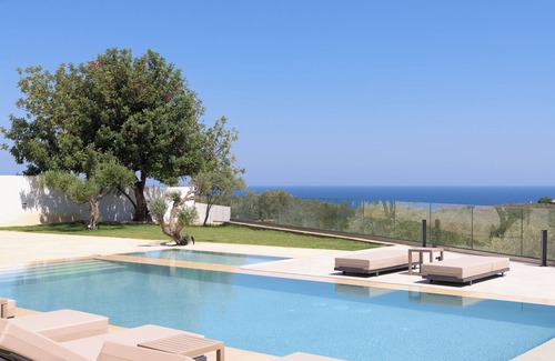 Asteri Villa | Elia Villa, with Pool, SeaViews & Iconic Design