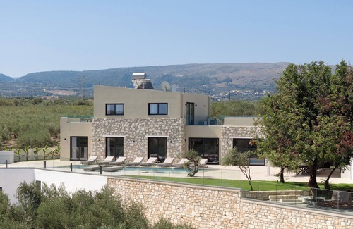 Asteri Villa | Elia Villa, with Pool, SeaViews & Iconic Design