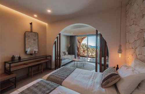Paralia Kourna Hotel | Eliros Mare Beachfront Poem Hotel