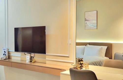 Tan Qui Dong Apartment | Elite Apartment - Resort Pool & Gym by Center HCMC