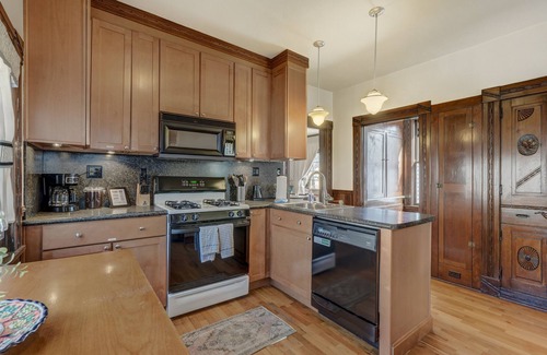 Central Colorado Springs House | Elite Embassy