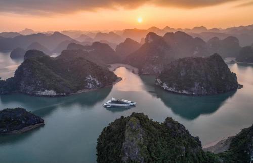 Ha Long Boat Rental | Elite of the Seas