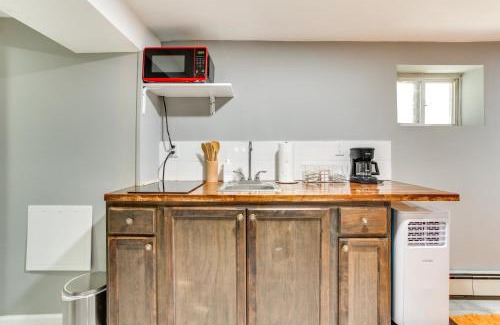 Elizabeth Apartment | Elizabeth Studio, 2 Mi to Mills at Jersey Gardens!