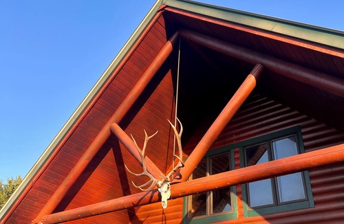 Wiley Cabin | Elk Creek Cabin - 3600 sq ft, 6 acres, end of road easy access, private