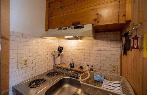 Cooke City-Silver Gate Hotel | Elk Horn Lodge