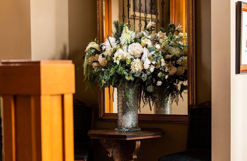 Cle Elum House | Elk Ridge Estate, Sleeps 23. With 500 Acres Of Private Forest To Explore