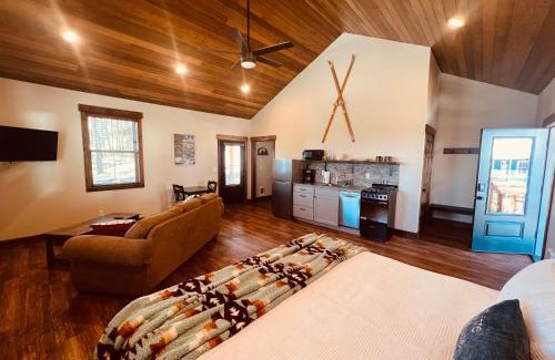 Lakeside House | Elk Ridge Village Cabins 301A The Mill House