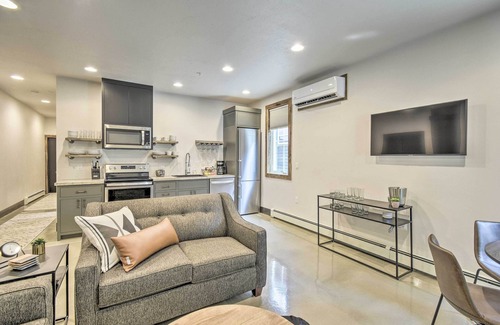 Elkhart Lake Condo | Elkhart Lake Townhome - 20 Mi to Sheboygan!