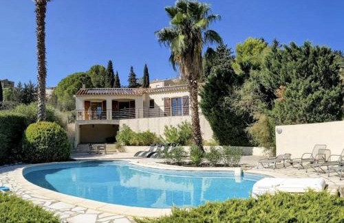 Beaufort House | Ella Ella