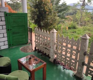 Ella Hotel | Ella Slon White Elephant