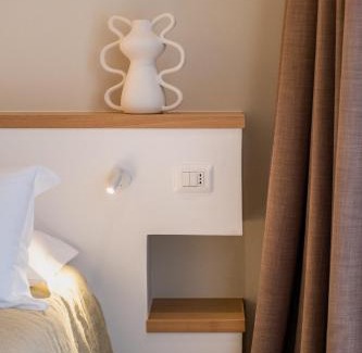 Santa Maria al Bagno House | Ella Stays