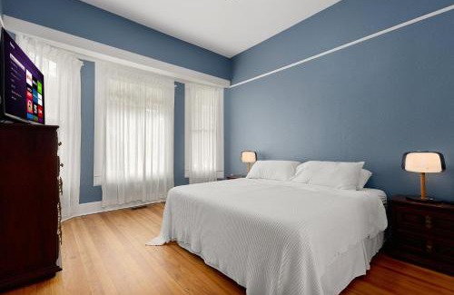 Seguin House | Ellie Marie House