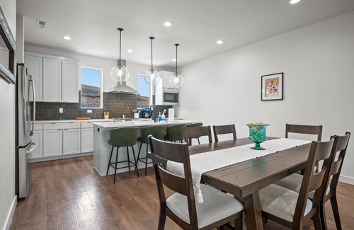 Mountain Green House | Elliotts Escape Ro5977| Snowbasin | Pool | Hot Tub