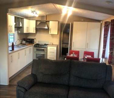 Meifod Resort | Elm 13