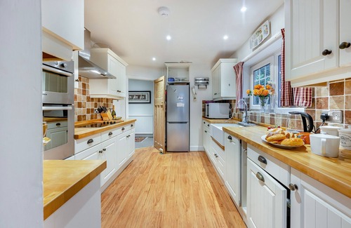 Walberswick House | Elm Gables - Three Bedroom House, Sleeps 6