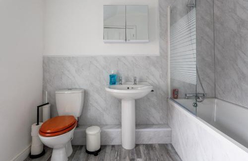 Durham House | Elm View Retreat