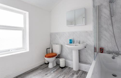 Durham House | Elm View Retreat